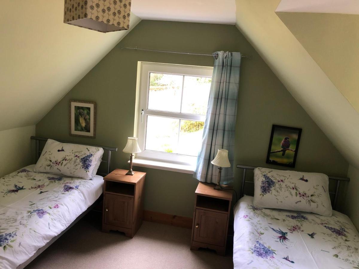 Foresters Lodge bed&breakfast, near loch ness Inverfarigaig Exteriör bild